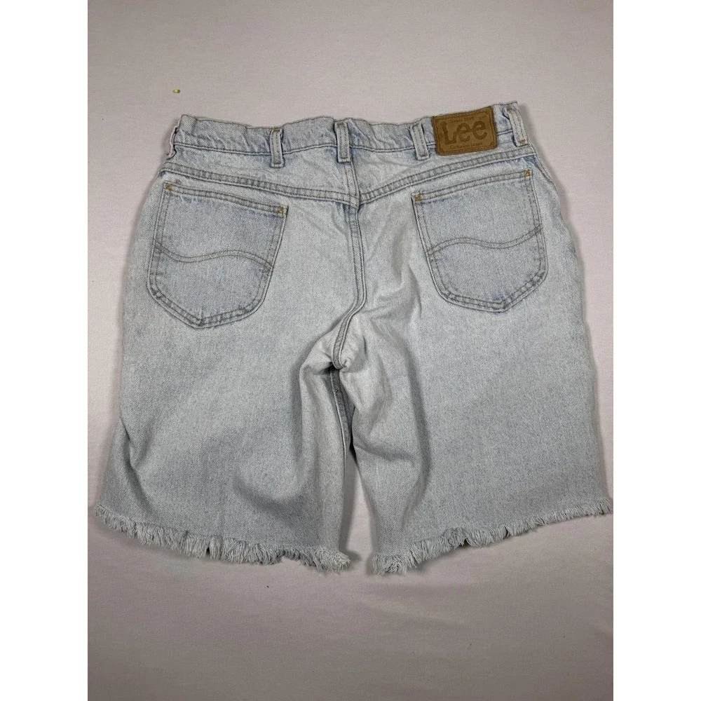 Vintage Lee Shorts Mens 36 Light Wash Denim Bermuda Cutoff Raw Hem USA Casual